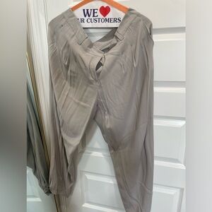 Eileen Fisher tan silk pants large